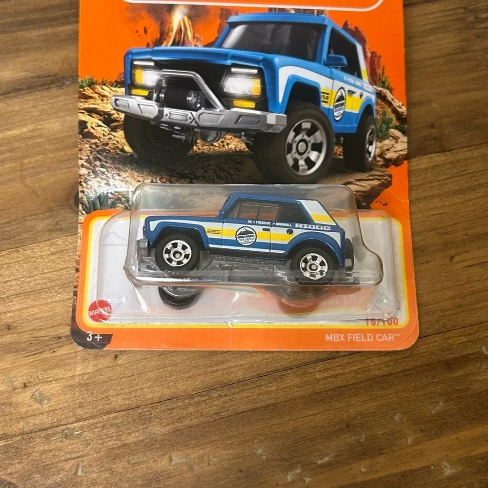 Match Blue and Red Die-Cast Cars Vehicles